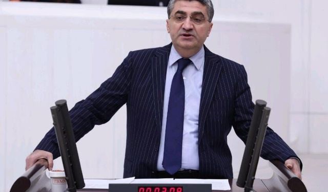 Mersin sahillerindeki plastik atıklar meclis gündemine taşındı