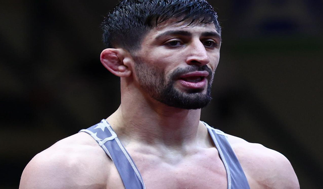 Milli güreşçi Kerem Kamal, grekoromen 63 kiloda bronz madalya kazandı