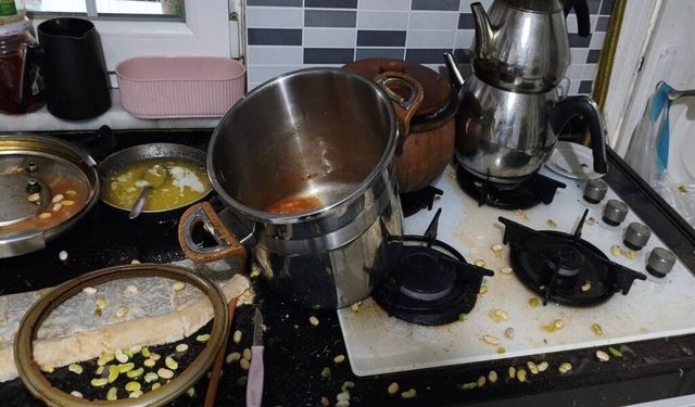 Basınç nedeniyle düdüklü tencere patladı