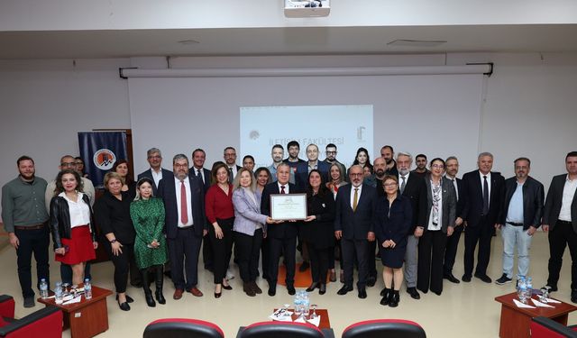 Mersin Üniversitesi'nde 'Akreditasyon Belgesi Takdim Töreni'