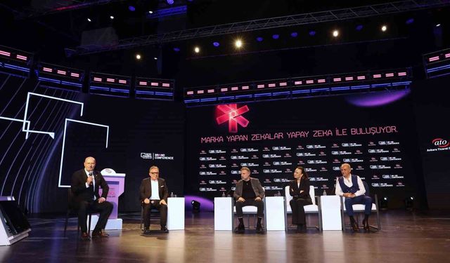 "Sinema ve dizi sektörünün sorunlarına çözüm için her türlü desteği vermeye hazırız"
