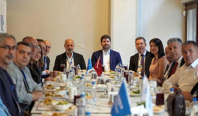 Manisa’dan Tarsus’a mesir macunu köprüsü