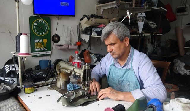 48 yıllık usta çalışma azmiyle gençlere örnek oluyor