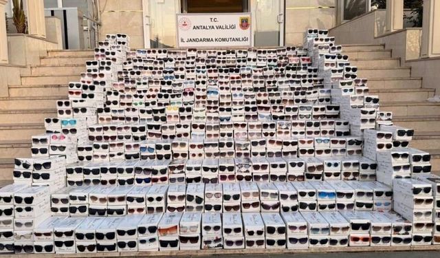 20 bin adet kaçak gözlük ele geçirildi