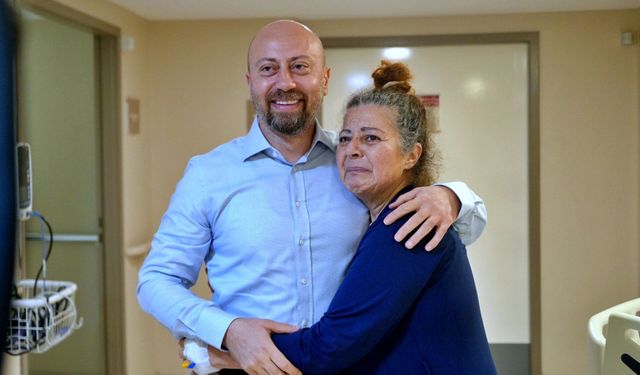 Şiddetli karın ağrısıyla gitti, son anda kurtarıldı