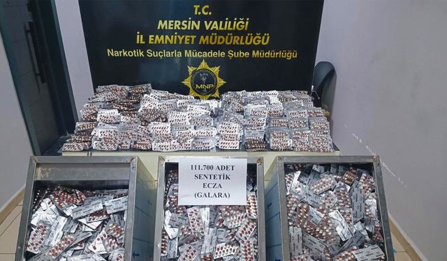 Mersin’de 111 bin 700 sentetik ecza hapı ele geçirildi: 2 kişi tutuklandı