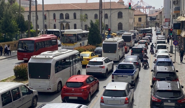 Mersin’de trafik yükü büyüyor