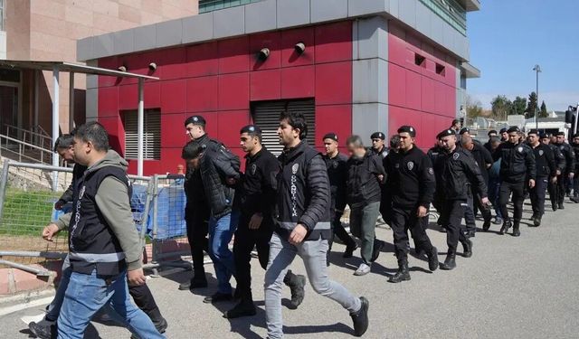 Kadro alamayan öğretim görevlisi, meslektaşlarını dolandırdı