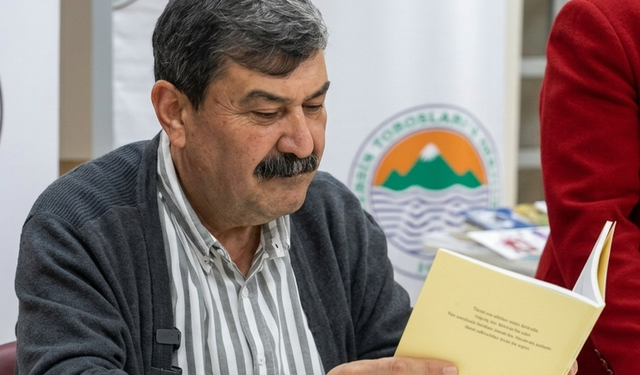 Selçuklar okuma salonunda edebiyat buluşması