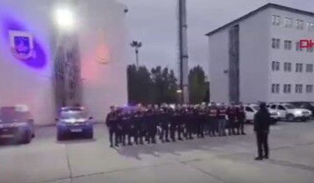 Zehir kullanımına özendiren kişilere operasyon düzenlendi