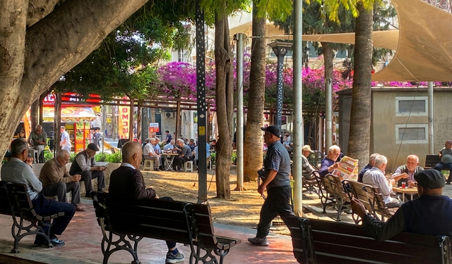 Emekli ikramiyesi tartışma yarattı: “4 bin lira yetersiz” tepkisi