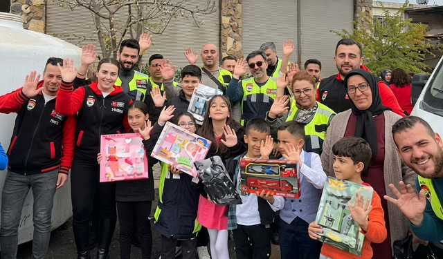 Motorculardan köy okullarına gönül köprüsü