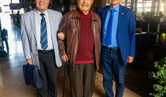 Bir köy enstitülü daha sonsuzluğa uğurlanıyor