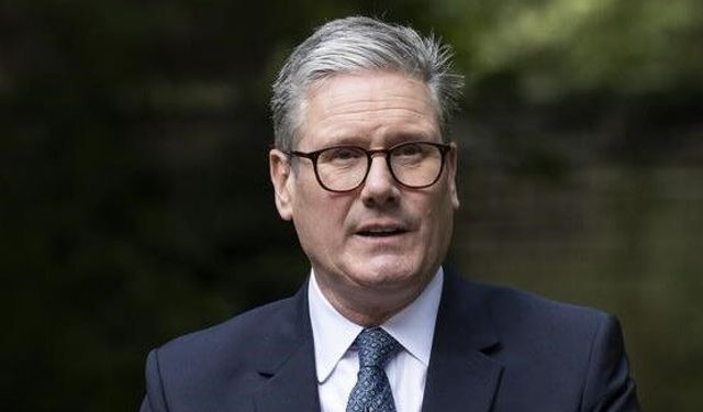 Keir Starmer: İngiltere Hürmüz Boğazı’ndaki ‘deniz ablukasına’ katılmayacak