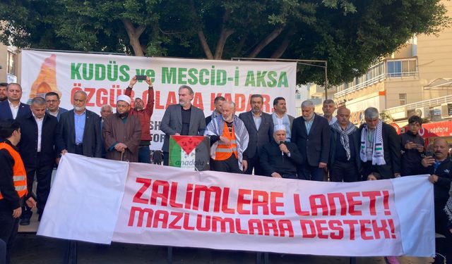 Tarsus’ta Filistin için eylem: “Safımızı ilan etmeye geldik”