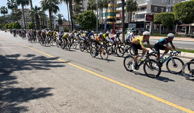 Mersin caddelerinde Tour Off Mersin coşkusu