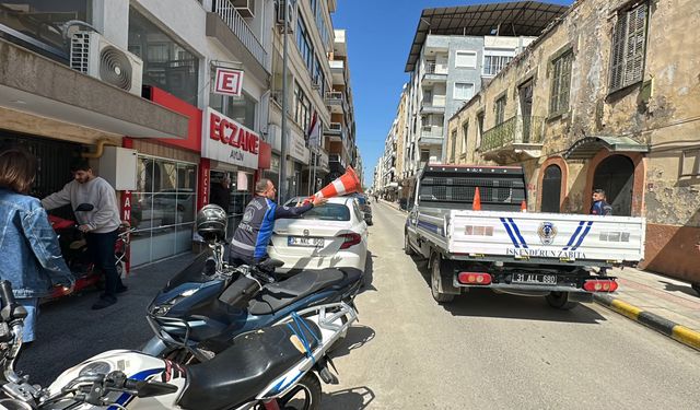 Zabıtanın görev aşkı, esnafın ısrarını yendi