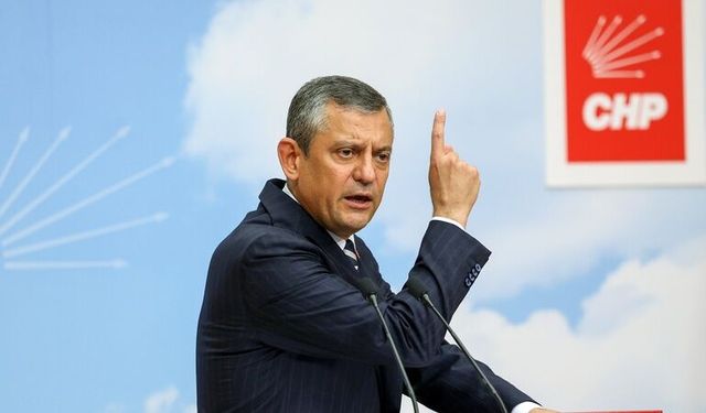 Özgür Özel, CHP TBMM Grup Başkanı oldu