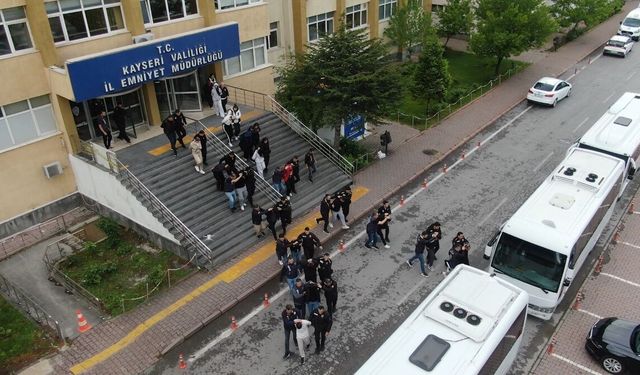 19 ilde eş zamanlı operasyon düzenlendi