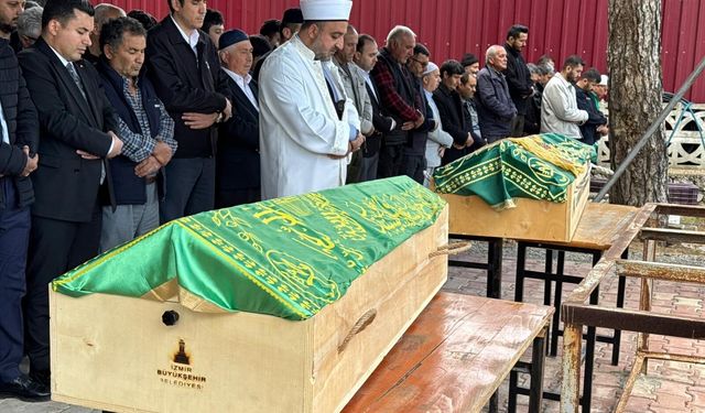 Mersin'de iki kardeşin öldüğü olayda tedavisi tamamlanan anne ile baba taburcu oldu