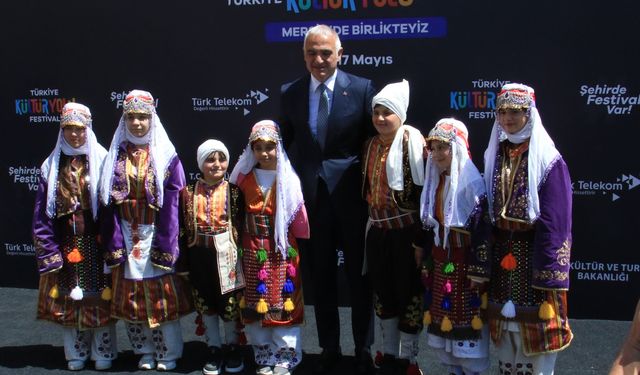 Mersin Kültür Yolu Festivali görkemli törenle başladı