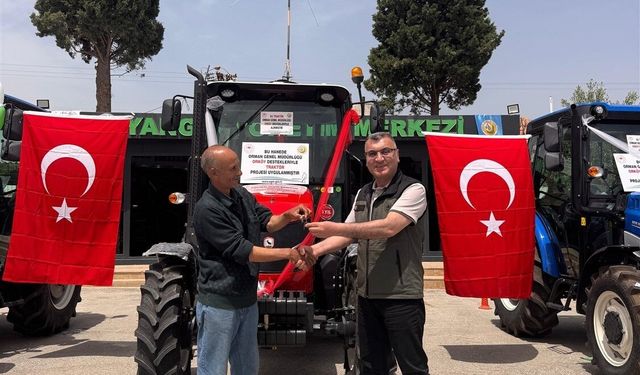 Mut’ta köylülere ORKÖY’den traktör desteği