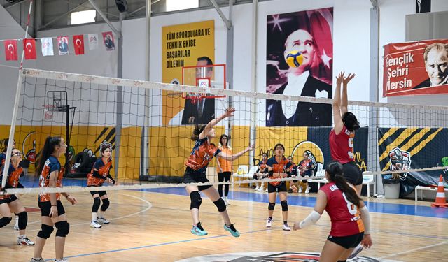 Mersin’de gençler 19 Mayıs ruhunu sporla yaşadı
