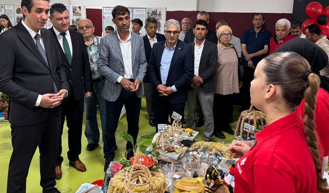 Bozyazı’da “Merak Et, Keşfet” sloganıyla bilim fuarı