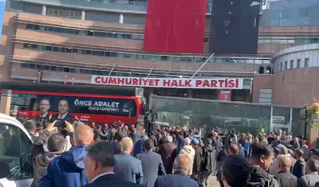 CHP Genel Merkezi'nde tahliye gerginliği