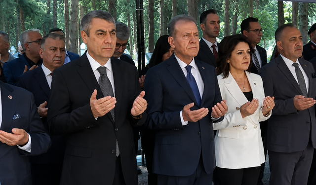 Mersin'de bayramlaşma programı protokol katılımıyla gerçekleşti