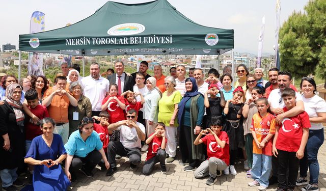 Engelleri kaldırmak için sevgi, müzik ve dayanışma