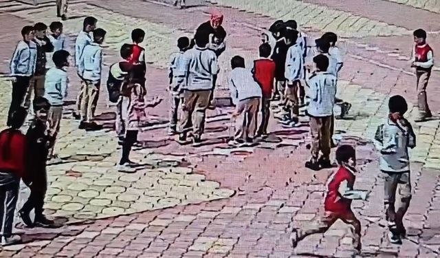 Öğretmenden öğrencisine hayat kurtaran müdahale