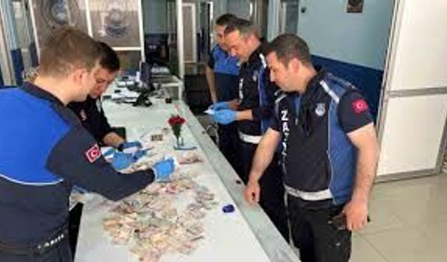 Dilencinin üzerinden 32 bin TL çıktı