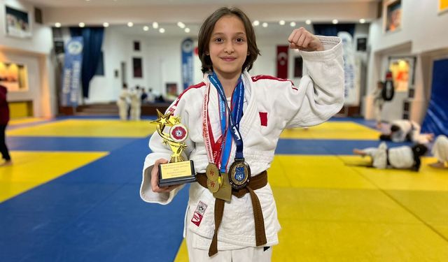 Küçük judocu Melisa'dan, 1 ayda 5 altın madalya