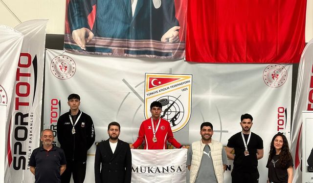 Milli sporcu Ataberk Kaymakoğlu Türkiye şampiyonu oldu