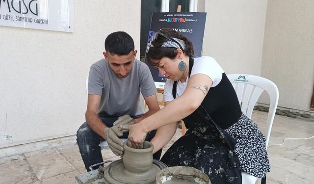 Kültür Yolu Festivali'nde çömlekçilik deneyimi