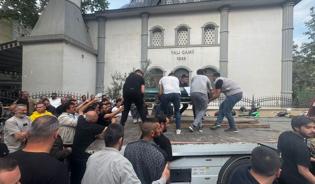 Son yolculuğuna kullandığı çekici ile taşındı