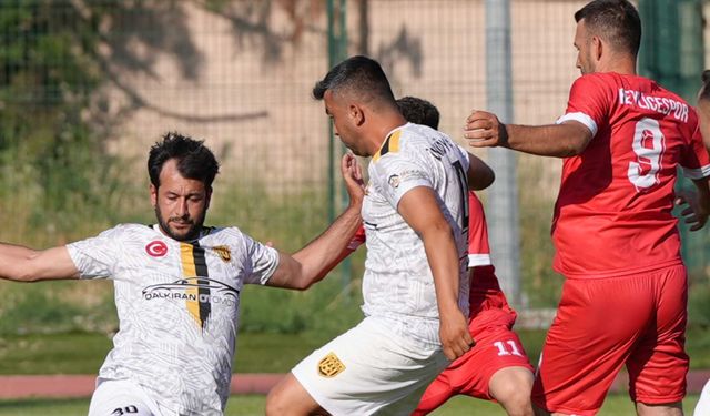 Köyler Arası Futbol Turnuvası'nda gol yağmuru