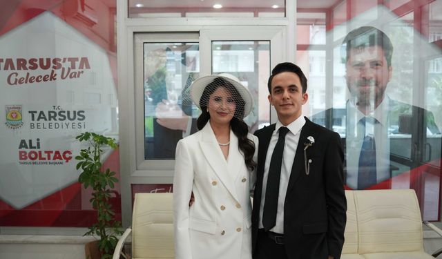 Tarsus’ta nikahlar arka arkaya kıyıldı