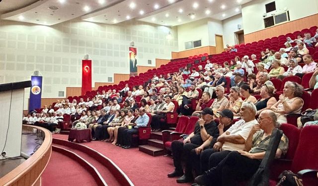60+ Tazelenme Üniversitesi yıl sonu kapanışı
