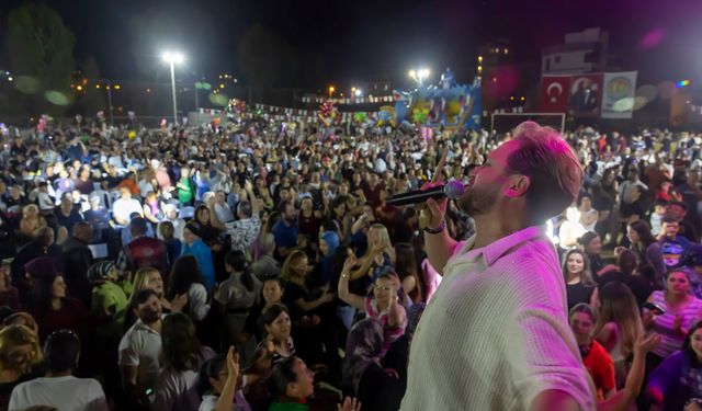 Mezitli Örtüaltı Üzüm Festivalini 7. kez yapıyor