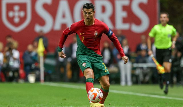Cristiano Ronaldo tarihe geçti, Portekiz 5-0’la güldü