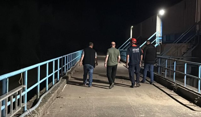 Filyos Çayı'na düşen CHP'li Erten için arama çalışması başlatıldı