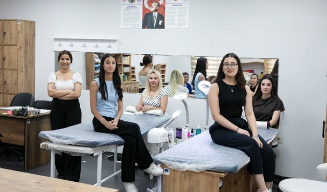 Mersin’de kariyer yolculuğu ‘Genç Adım’ la başlıyor