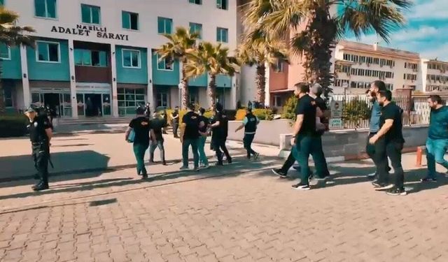 Silahlı saldırı şüphelileri adliyede: 7 kişi tutuklandı
