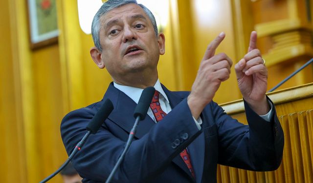 CHP Grup Başkanı Özel: "Bu mücadeleyi asla bırakmayacağız"