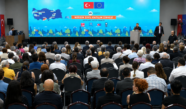 Mersin’in demokrasi modeli katılımcılık modeli oldu
