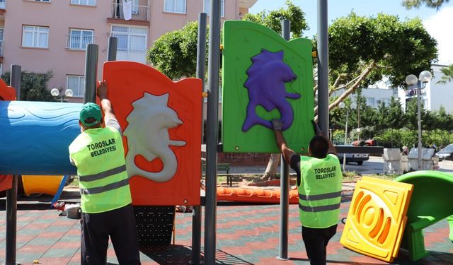 Toroslar'da parklar yenileniyor