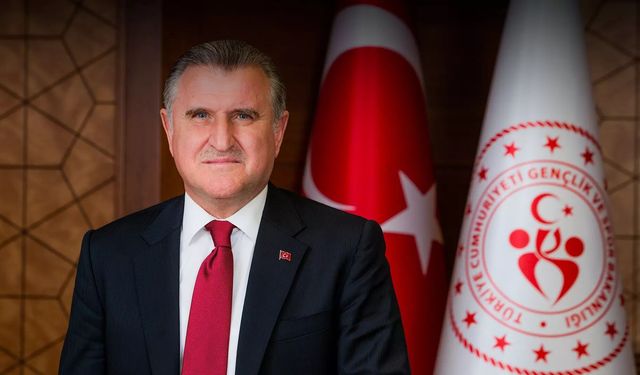 Bakan Bak: Üniversite tercihinde gençlerin yanındayız