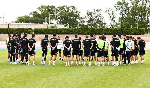 Beşiktaş çalışmalarını Slovakya’da sürdürüyor